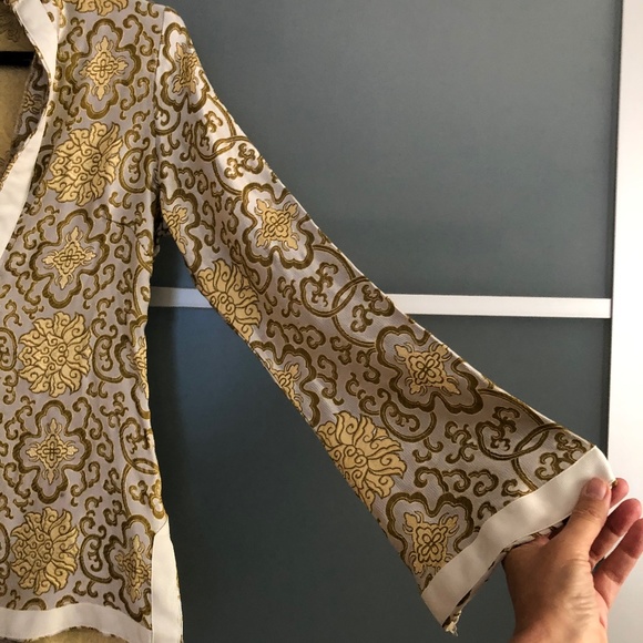 Vintage Silk Tunic w/ Gold Embroidery - Picture 5 of 11
